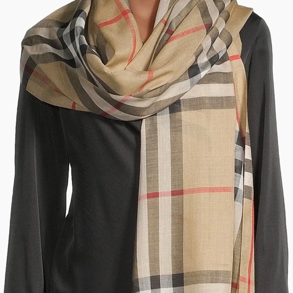 BURBERRY SCARF - Picture 2 of 15